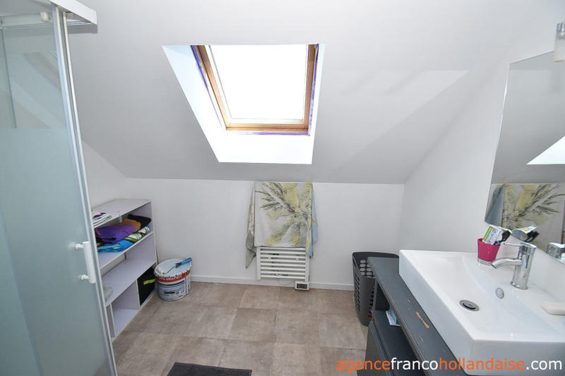Maison - 135 m² - 6 pièces