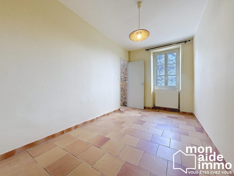 Maison - 217 m² - 6 pièces