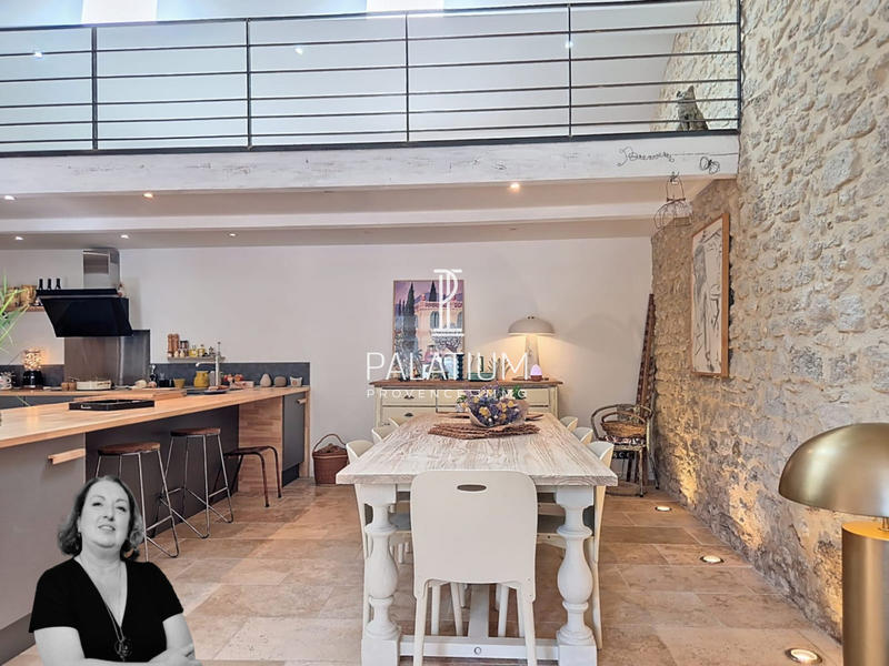Maison - 141 m² - 5 pièces