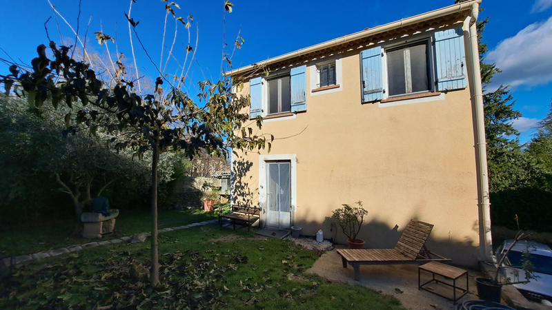 Maison - 95 m² - 5 pièces