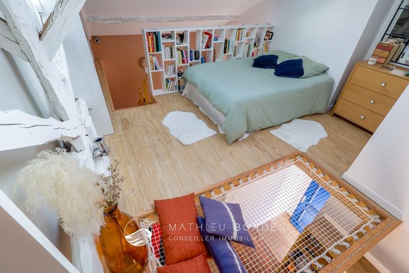 Loft - 132 m² - 5 pièces