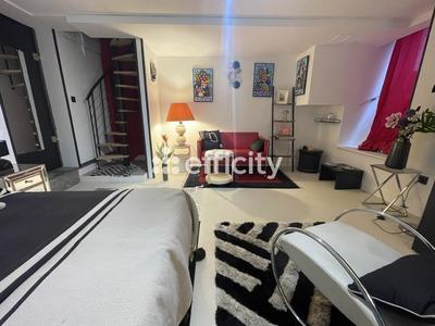 Appartement bourgeois - 57 m² - 2 pièces