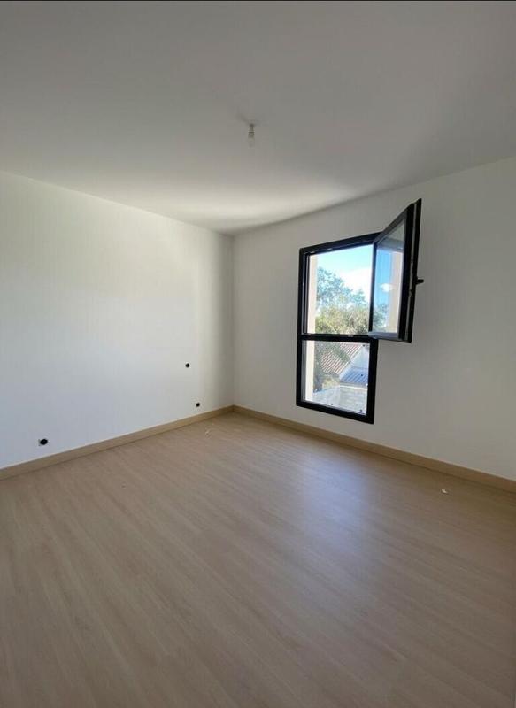 Maison - 135 m² - 4 pièces