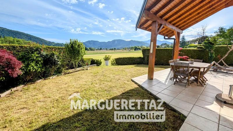 Maison - 266 m² - 8 pièces