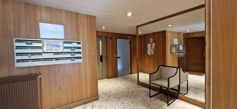 Appartement - 120 m² - 6 pièces