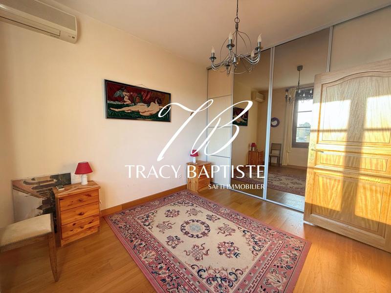 Maison - 165 m² - 5 pièces