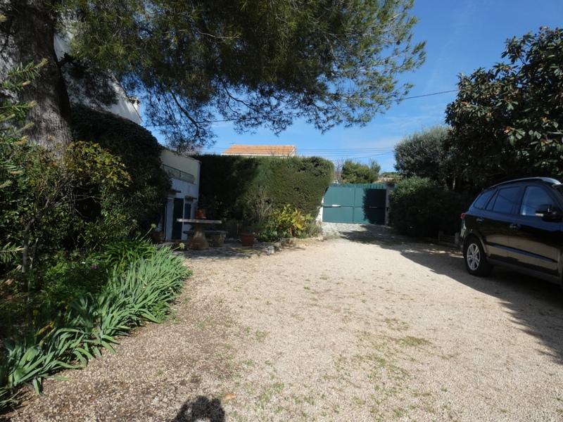 Maison en pierre - 220 m² - 7 pièces