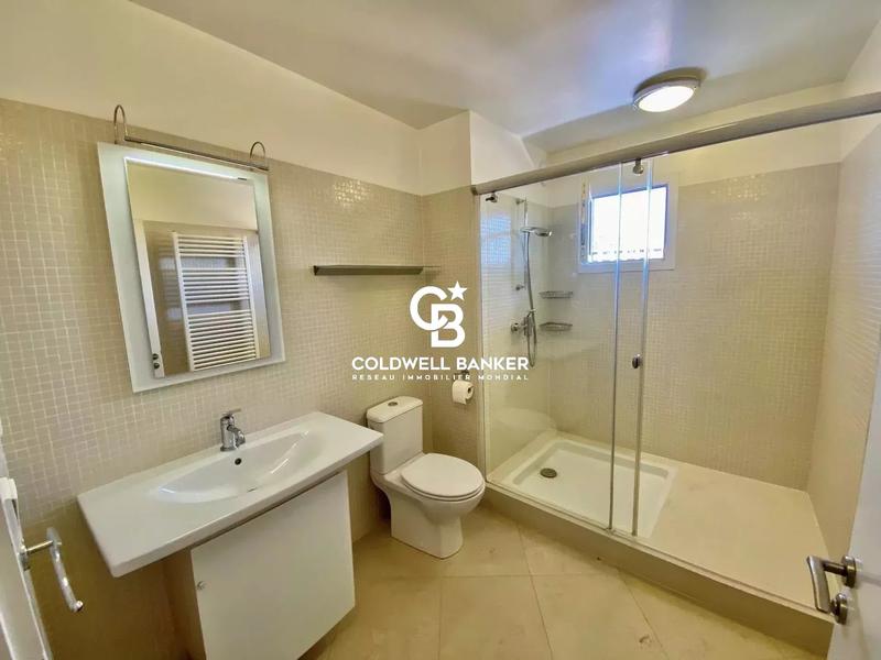 Appartement - 177 m² - 5 pièces