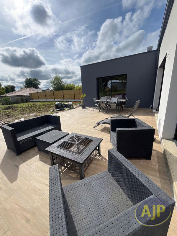 Maison - 109 m² - 4 pièces