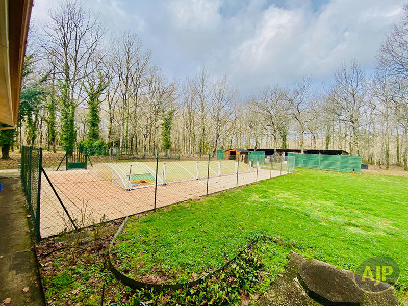 Maison - 140 m² - 4 pièces