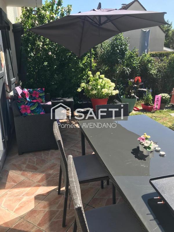 Maison - 104 m² - 5 pièces