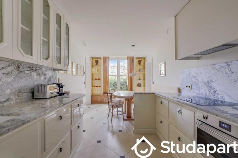 Appartement - 143 m² - 4 pièces