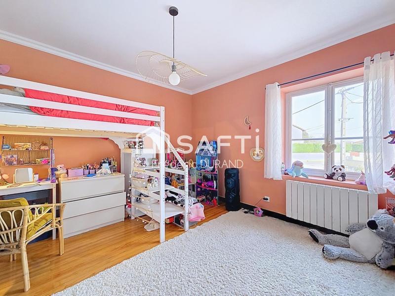 Maison - 141 m² - 5 pièces