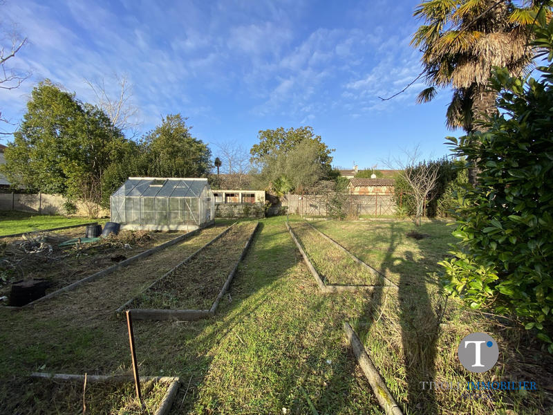 Maison - 215 m² - 7 pièces