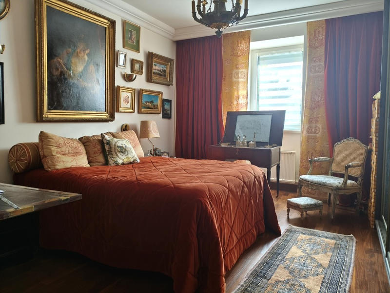 Appartement - 143 m² - 6 pièces