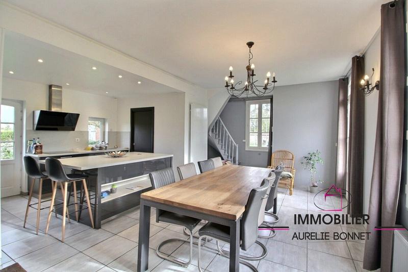 Maison - 173 m² - 8 pièces