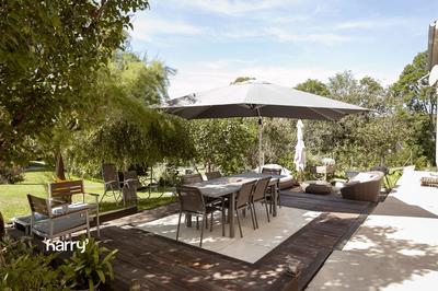 Maison - 548 m² - 13 pièces