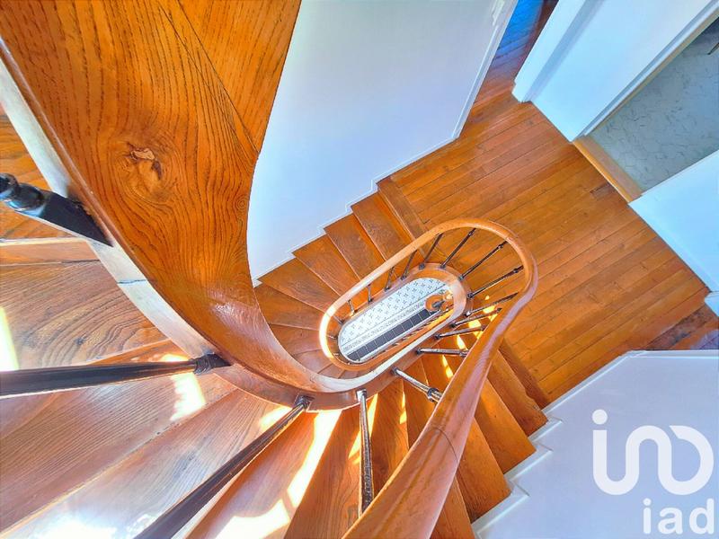 Maison - 159 m² - 6 pièces