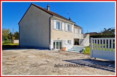Maison - 175 m² - 8 pièces