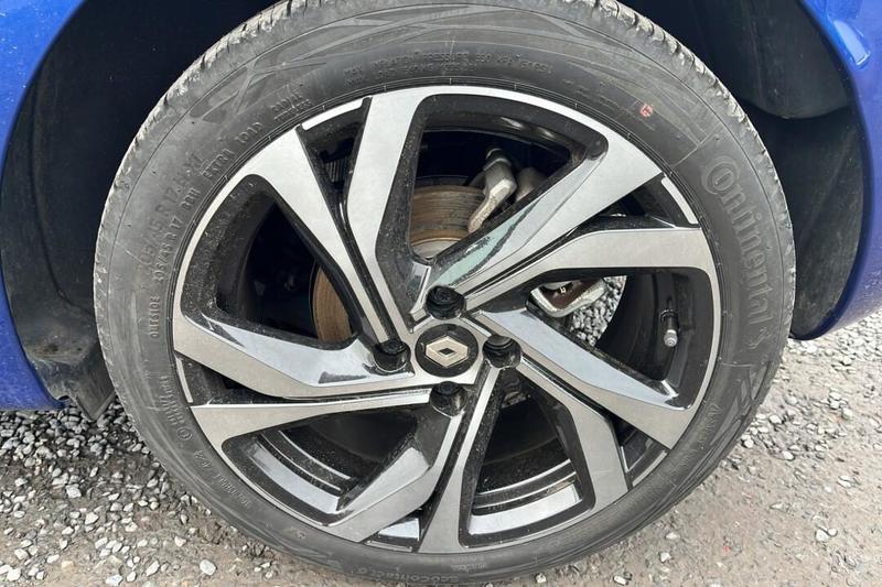 Renault Clio V E-Tech full hybrid 145 Engineered