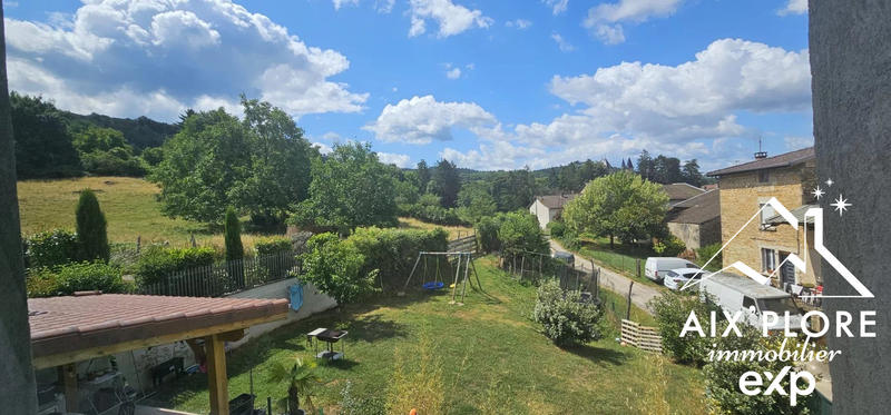 Maison - 210 m² - 7 pièces