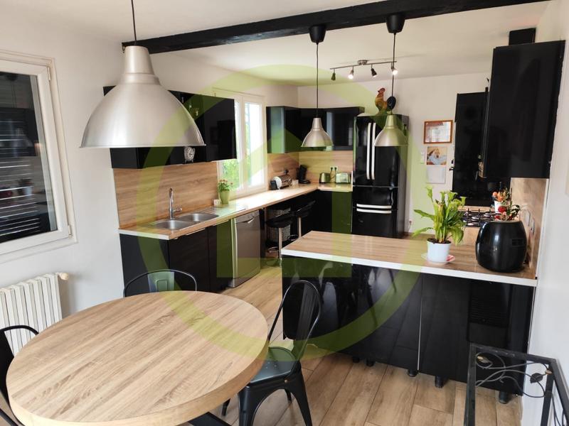 Propriété - 149 m² - 7 pièces