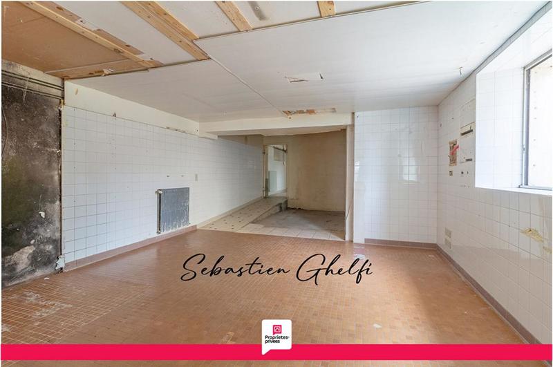 Maison - 572 m² - 7 pièces