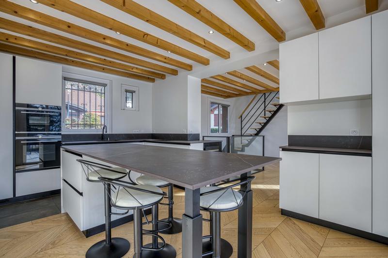 Maison - 98 m² - 4 pièces