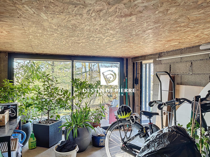 Maison - 202 m² - 4 pièces