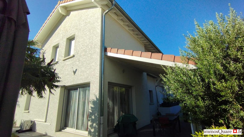 Maison - 162 m² - 7 pièces