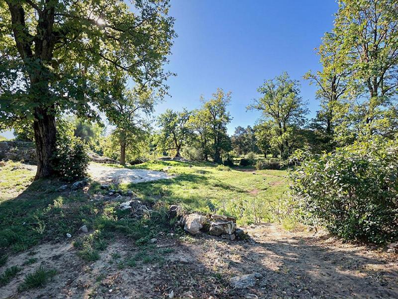 Maison - 274 m² - 9 pièces