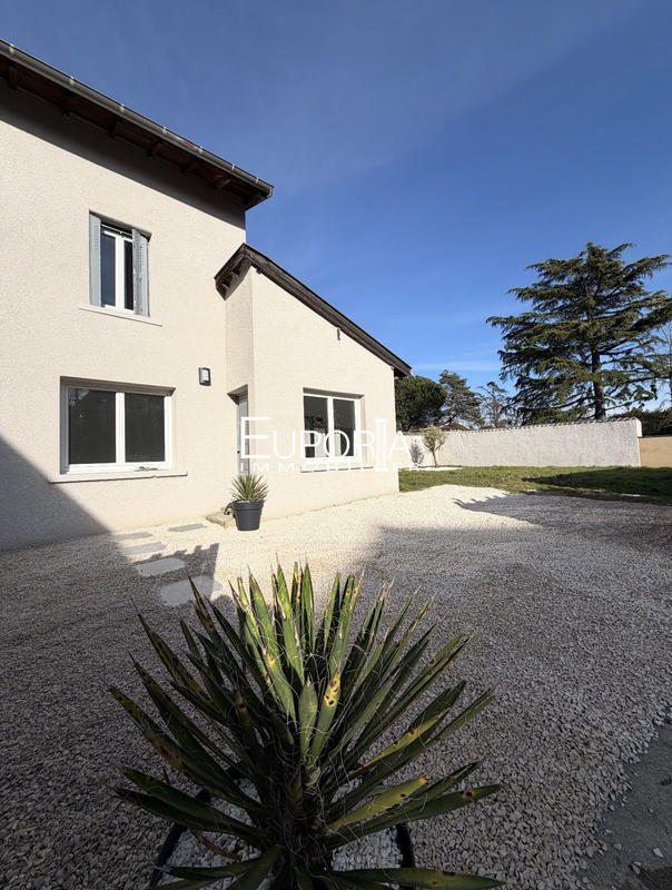 Maison - 130 m² - 4 pièces