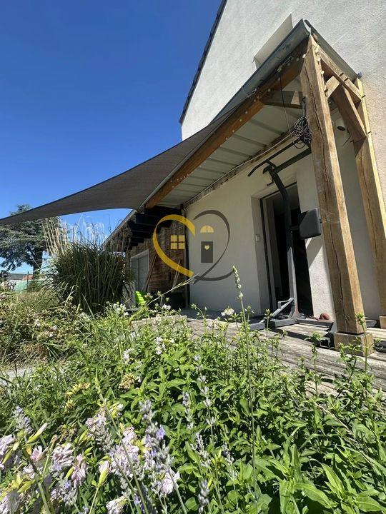 Maison - 147 m² - 6 pièces