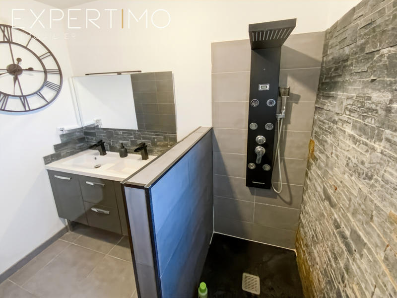 Villa - 70 m² - 4 pièces