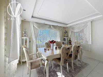 Maison contemporaine - 152 m² - 7 pièces