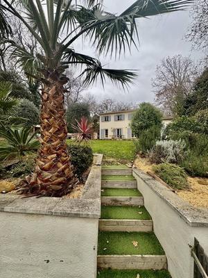 Villa - 225 m² - 7 pièces