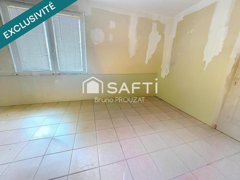 Maison - 222 m² - 8 pièces