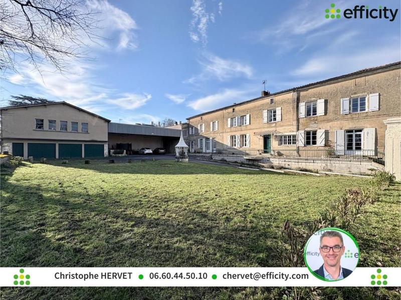 Maison - 381 m² - 11 pièces