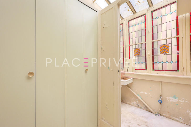 Local commercial - 101 m² - 4 pièces