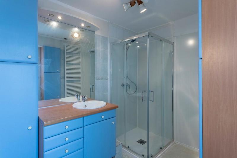 Maison - 177 m² - 8 pièces