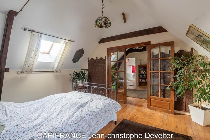 Maison en pierre - 178 m² - 7 pièces