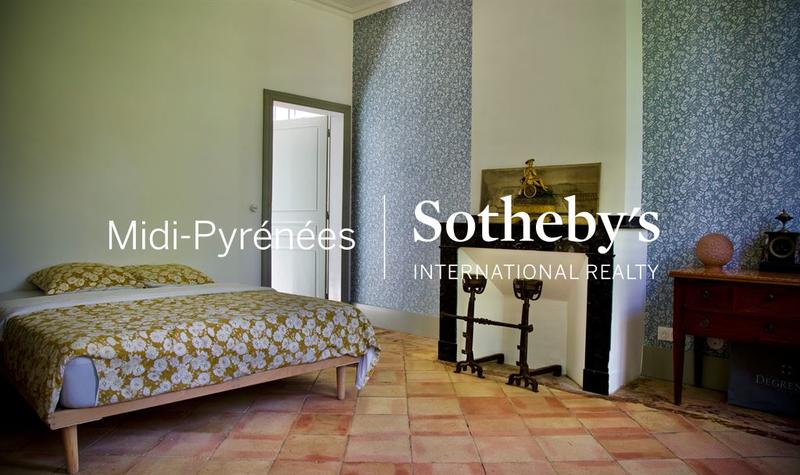 Maison de maîtres - 265 m² - 7 pièces