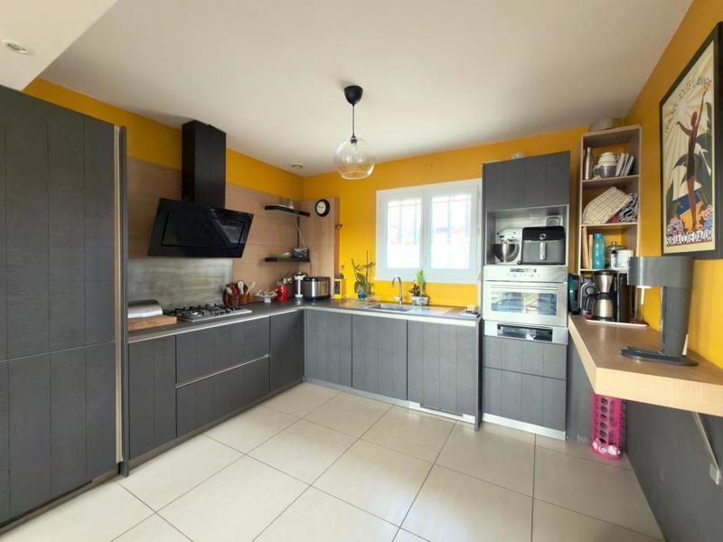 Maison - 117 m² - 5 pièces