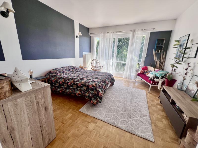 Appartement - 110 m² - 5 pièces