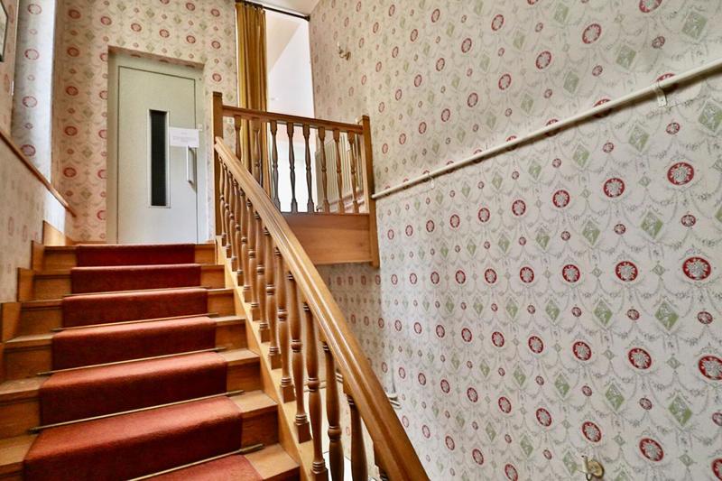 Appartement - 147 m² - 5 pièces