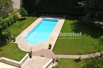 Maison - 299 m² - 7 pièces