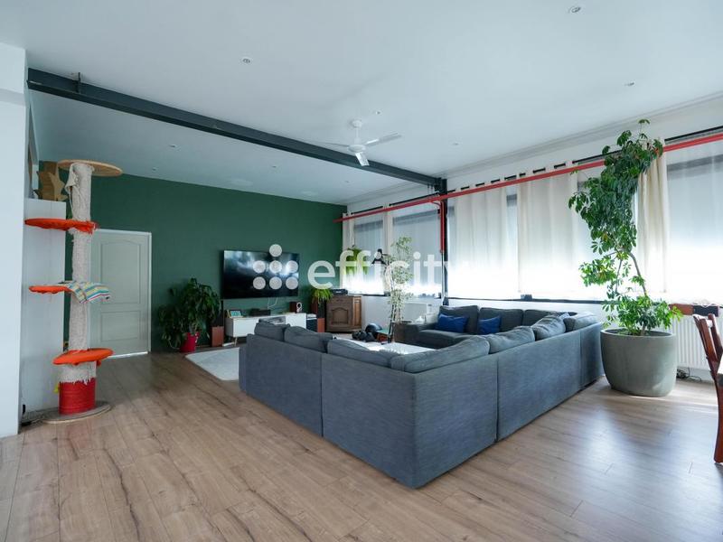 Demeure - 380 m² - 6 pièces