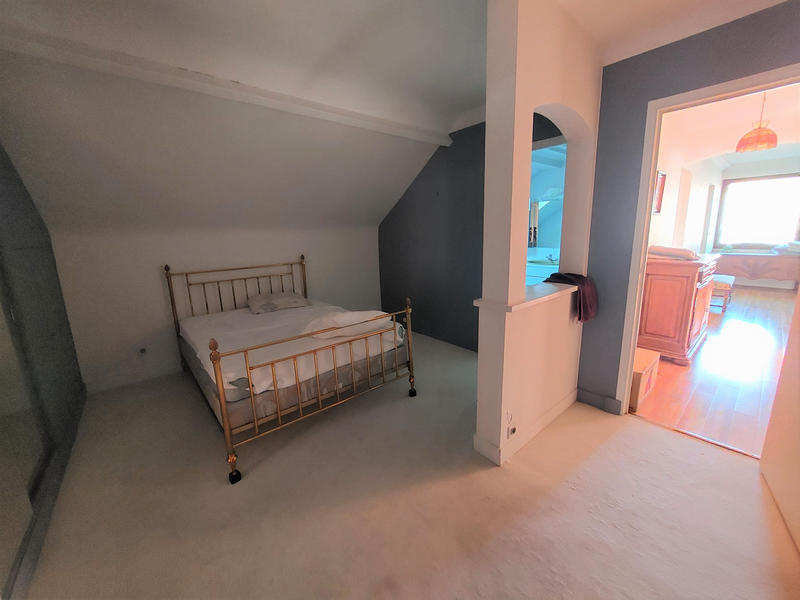 Maison - 145 m² - 7 pièces