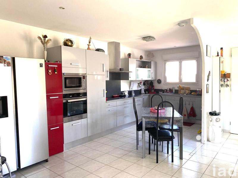Maison - 95 m² - 4 pièces