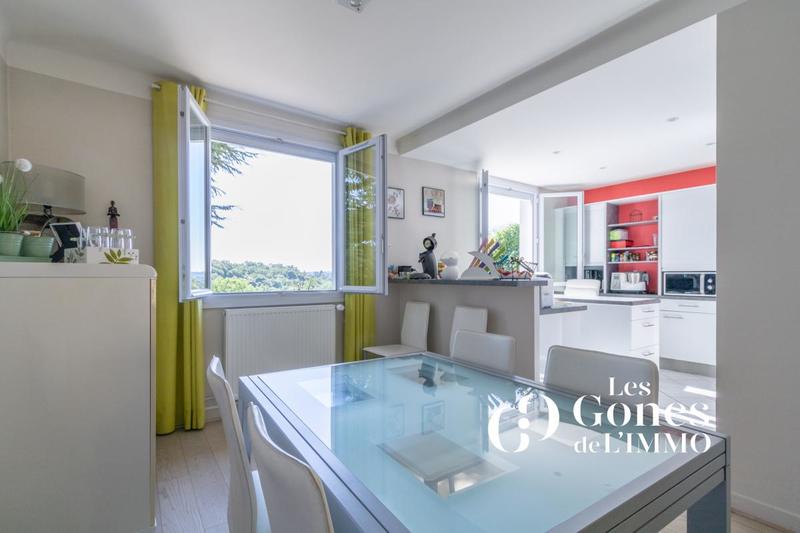 Maison - 135 m² - 5 pièces